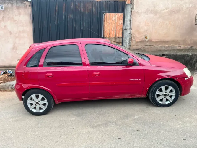 Chevrolet Corsa Hat. Premium 1.4 8V Econoflex 5P 2009