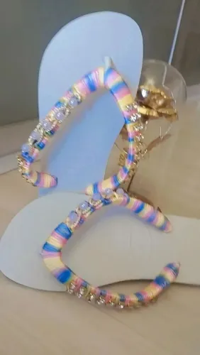 Chinelo decorado 