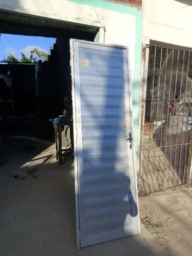 Portão de alumínio