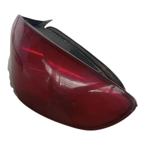 Luz Lanterna Fiat Siena 2010 2012 Traseira Direita Direito/passageiro Vermelho