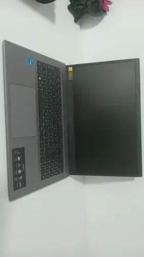 Acer i5 Windows 11 8ram 256gb