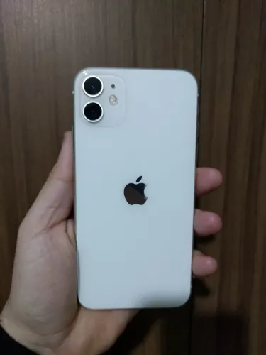 iPhone 11 64GB