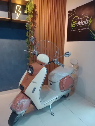 Vendo MOTO ELÉTRICA NOVA - ZUB - PARIS - R$ 9.200,00