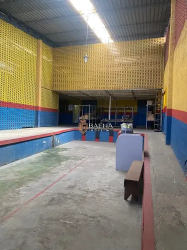 Imóvel para aluguel e venda possui 2400 metros quadrados em Magalhães Bastos - Rio de Jane