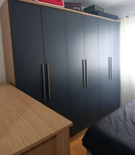 Guarda roupa casal 6 portas