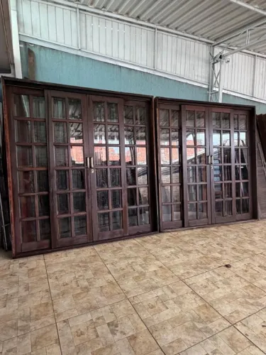 Portas e janelas imbuia 