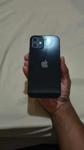 iPhone 12 tá excelente, sem defeito nenhum