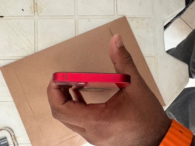 iPhone 13 128gb vermelho