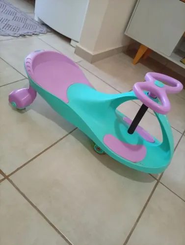 Carrinho infantil gira gira rodinhas de led 
