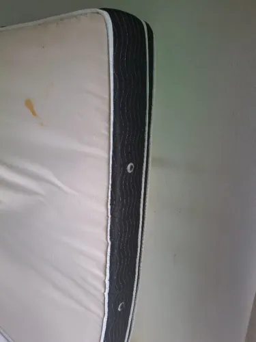 Vendo Cama de casal box