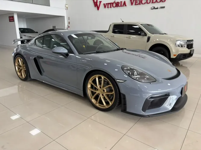Porsche 718 Cayman GT4 4.0 420cv 2023