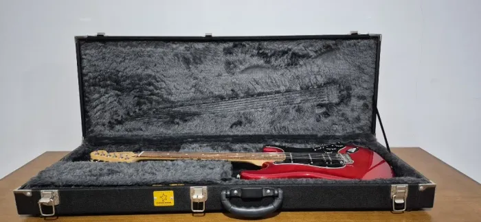 Guitarra Fender