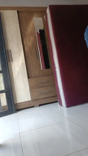 Vendo cama e guarda roupa