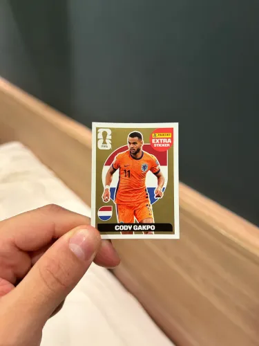 Cody Gakpo Legend Ouro