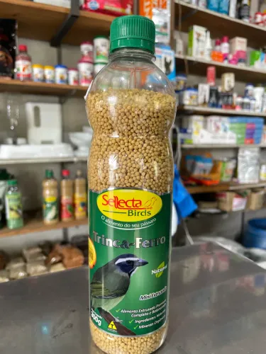 Ração estrusada para trinca-ferro