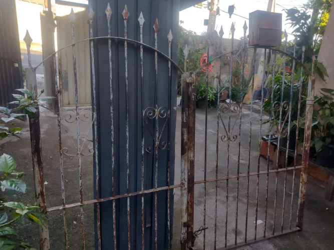 Portão para ser reformado 