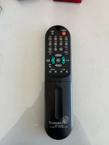 VENDE-SE CONTROLE REMOTO VIDEOKE ORIGINAL RAF VMP - 2500S - ORIGINAL