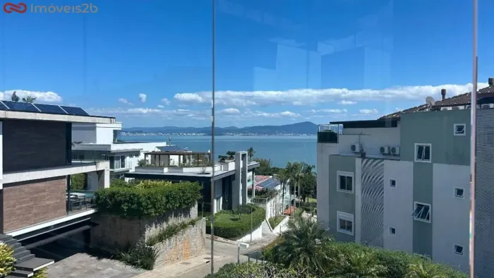 Apartamento com 3 dormitórios para alugar, 206 m² por R$ 18.000,00/mês - Cacupé - Florianó