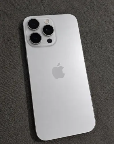 Iphone 15 pro max 256 GB branco