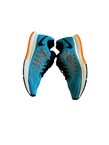 Tênis Nike Air Zoom Pegasus 32 em Blue Lagoon com detalhes em laranja