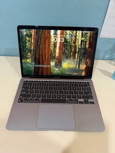 MacBook Air M1
