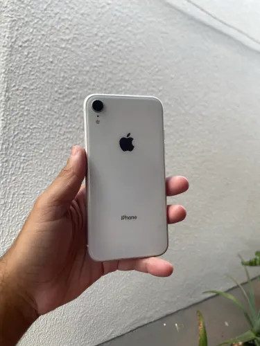 iPhone XR 64GB
