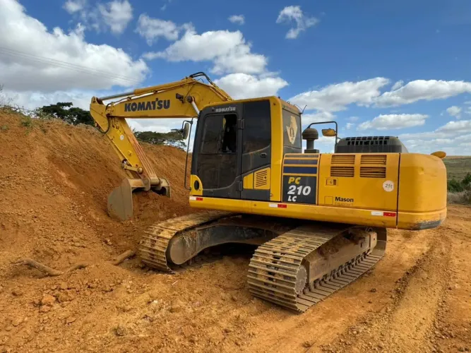 Escavadeira Komatsu