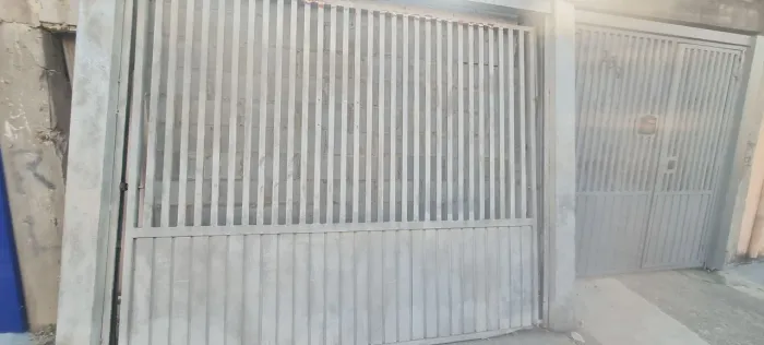 Portão de garagem As medidas do portão 3,32 comprimento e 2,63 altura
