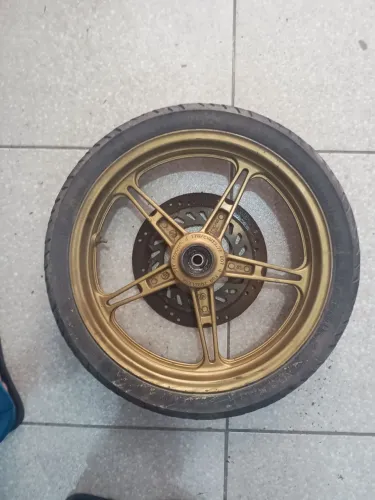 Roda de Cb 300 