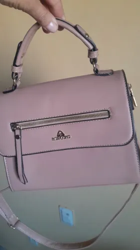 Bolsas femininas sem uso