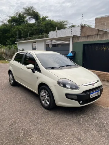 Fiat Punto Attractive 1.4 Fire Flex 8V 5P 2017