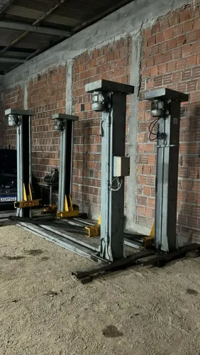 Vendo elevador automotivo 