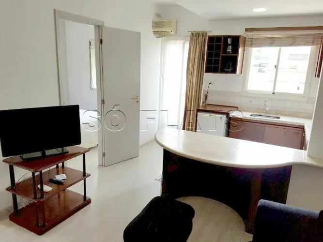 Studio para locação com 1 dormitório e próximo da Av. das Nações Unidas.