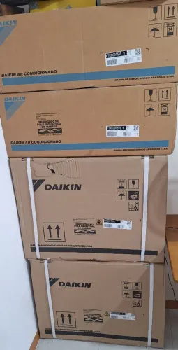 Ar condicionado daikin lacrado