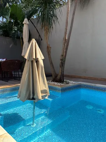 Ombrelone + Guarda-sol para Área Externa ? R$ 900 o conjunto