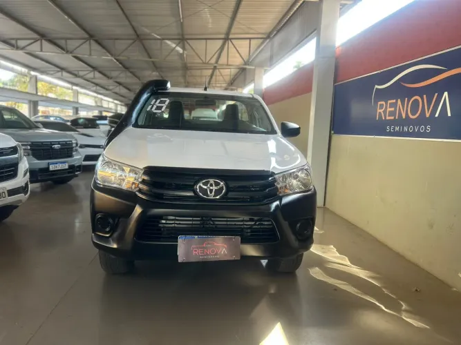 Toyota Hilux CS 4X4 2.8 TDI Diesel Mec. 2018