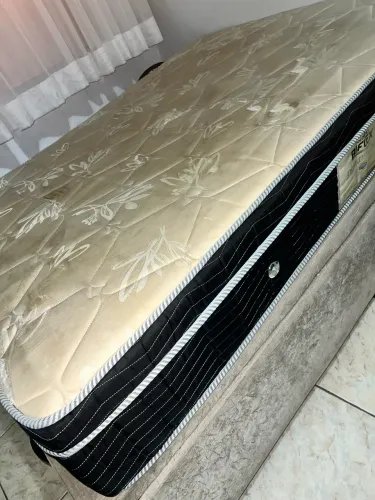 Vendo colchão casal usado