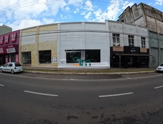 Sala Comercial no Centro de Chapecó (Frente) com 150m² e 2 Banheiros