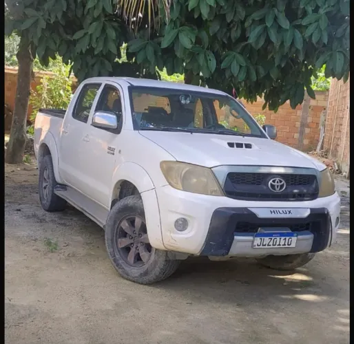 Toyota Hilux CD SRV D4-d 4X4 3.0 TDI Diesel AUT 2006