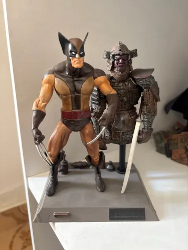 Action Wolverine select