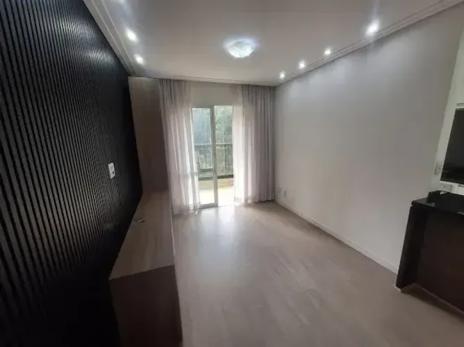 Apartamento para aluguel tem 68 m²  com 2 quartos em Jardim Tupanci - Barueri - SP