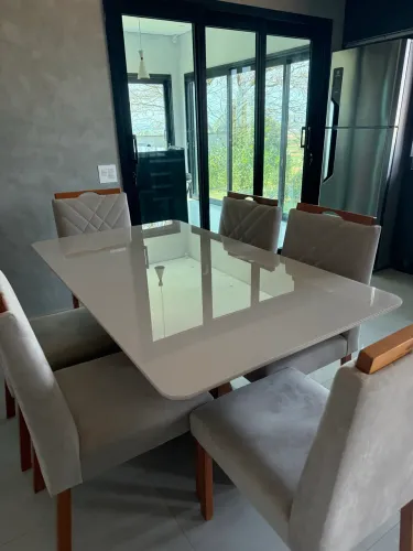 Mesa retangular seis lugares - nunca usada