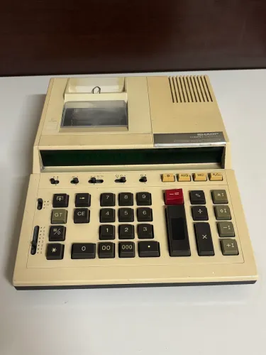 Calculadora Compet CS 2181 Sharp
