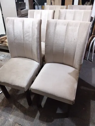 Seis cadeiras acolchoadas [[ AVISTA R$550,00 ]]