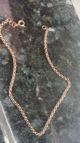 Cordão e tornozeleira romanel
