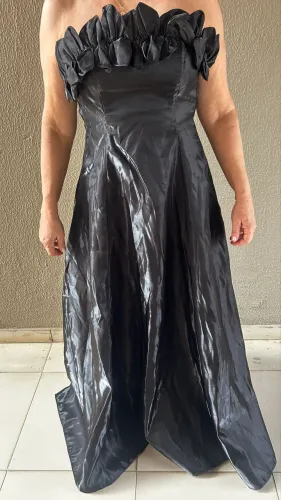 Vestido de festa preto NOVO em Tafetá