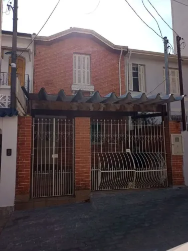 SOBRADO ACLIMAÇÃO PRÓXIMO AO PARQUE - 2 DORMS 1 VAGA - QUINTAL - VARANDA