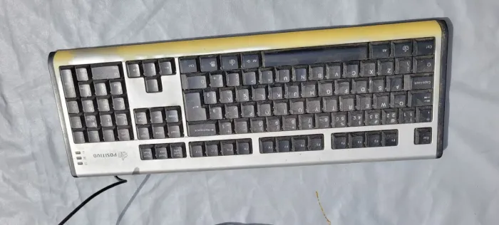 Teclado para computador Positivo
