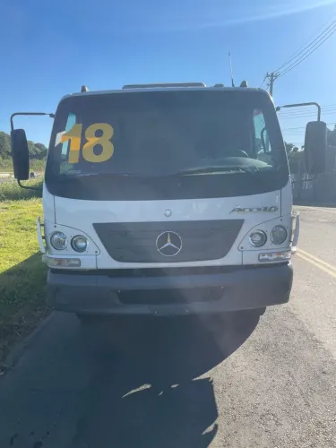 MERCEDES BENZ - MODELO ACCELO 1016 (Guincho plataforma)