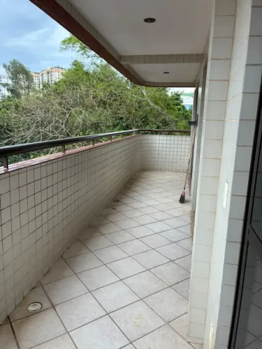 Apartamento amplo na Gloria com 3 quartos sendo 1 suite